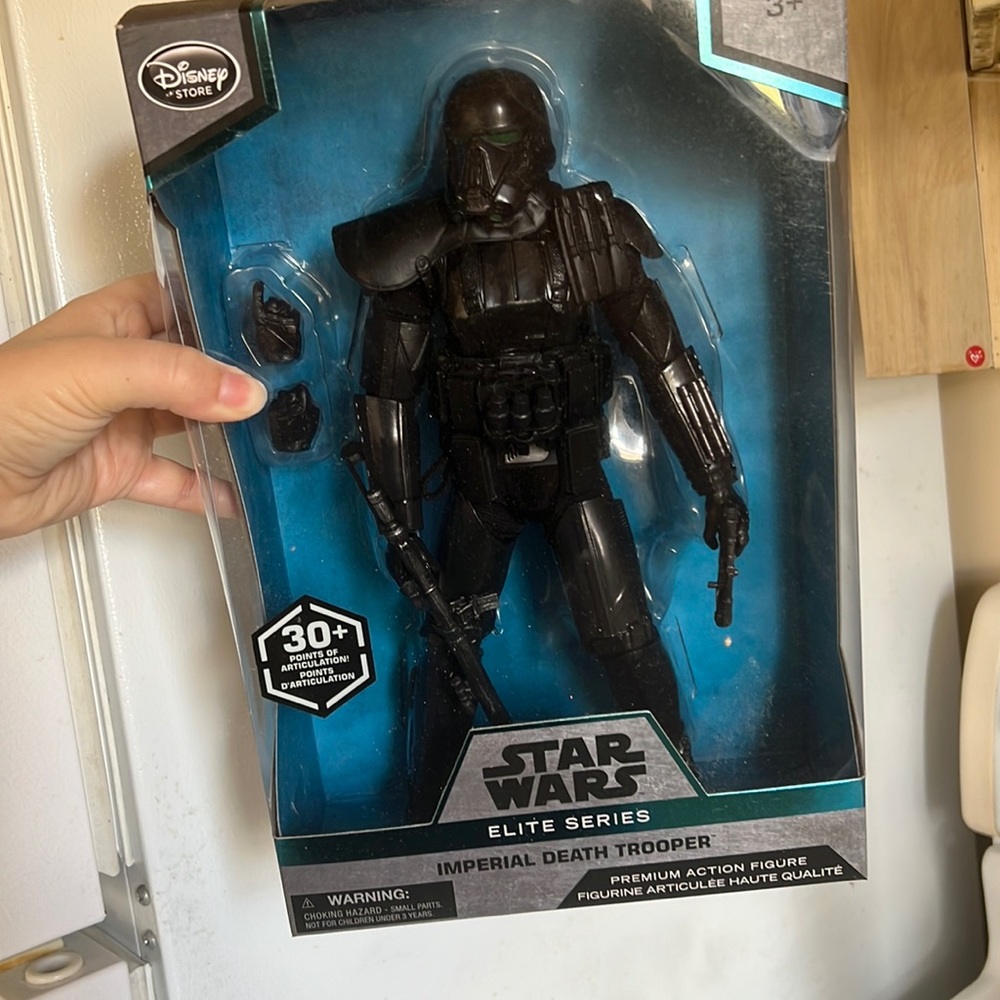 Elite series limited edition star warns imperial death trooper